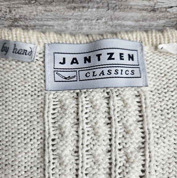 Jantzen Classics Handknit Vintage Sweater Vest Cream With Florals Size XL - Picture 2 of 14